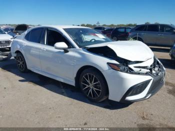  Salvage Toyota Camry