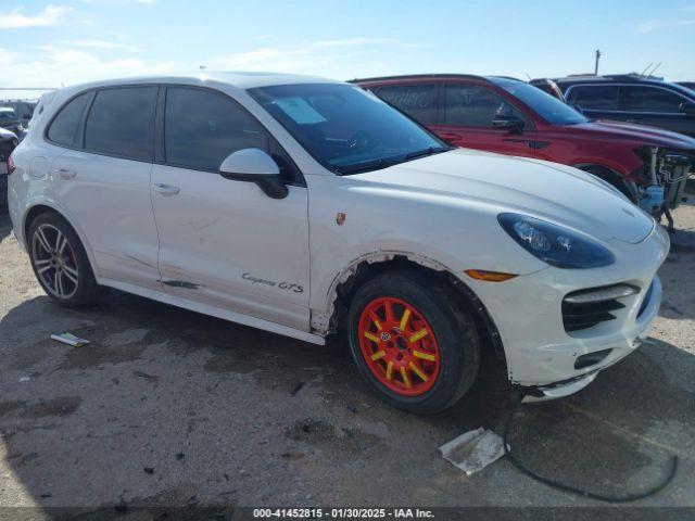  Salvage Porsche Cayenne