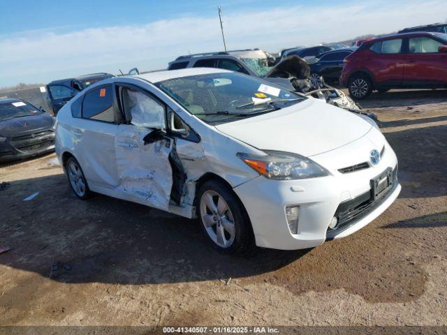  Salvage Toyota Prius