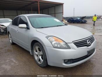  Salvage Nissan Altima