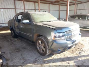  Salvage Chevrolet Avalanche 1500