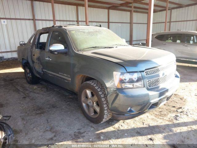  Salvage Chevrolet Avalanche 1500