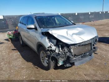  Salvage Kia Sorento