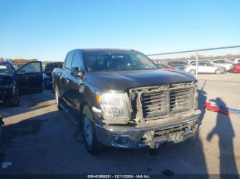  Salvage Nissan Titan