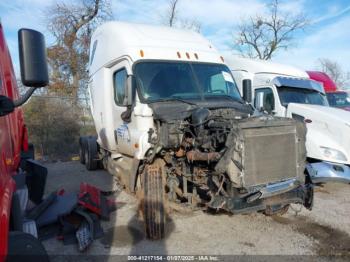  Salvage Freightliner Cascadia 125