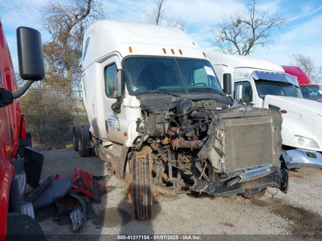  Salvage Freightliner Cascadia 125