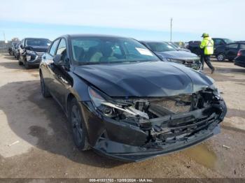  Salvage Hyundai ELANTRA