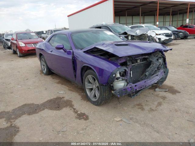  Salvage Dodge Challenger