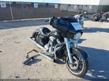  Salvage Harley-Davidson Flhx