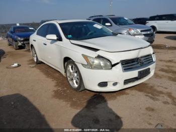  Salvage Nissan Maxima