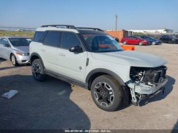  Salvage Ford Bronco