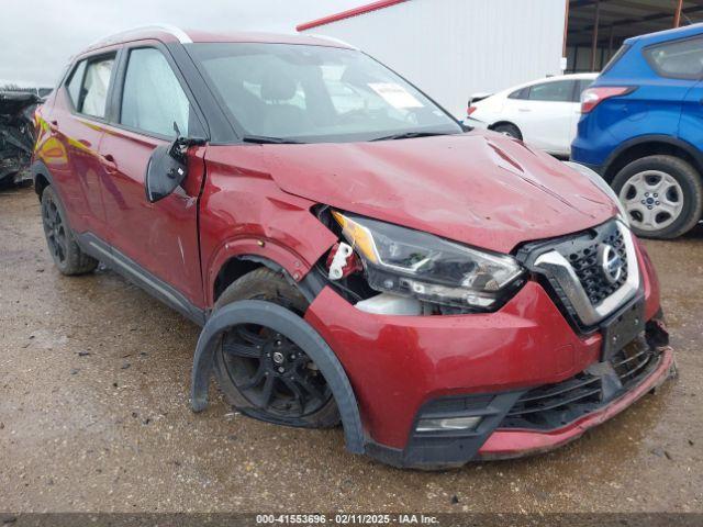  Salvage Nissan Kicks