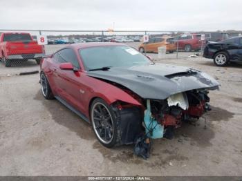  Salvage Ford Mustang