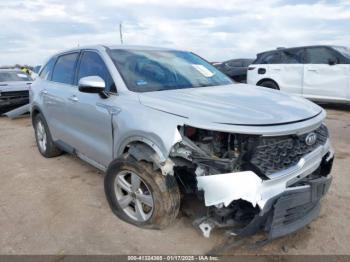  Salvage Kia Sorento