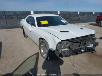  Salvage Dodge Challenger