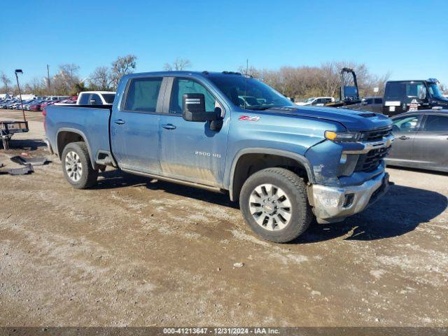  Salvage Chevrolet Silverado 2500