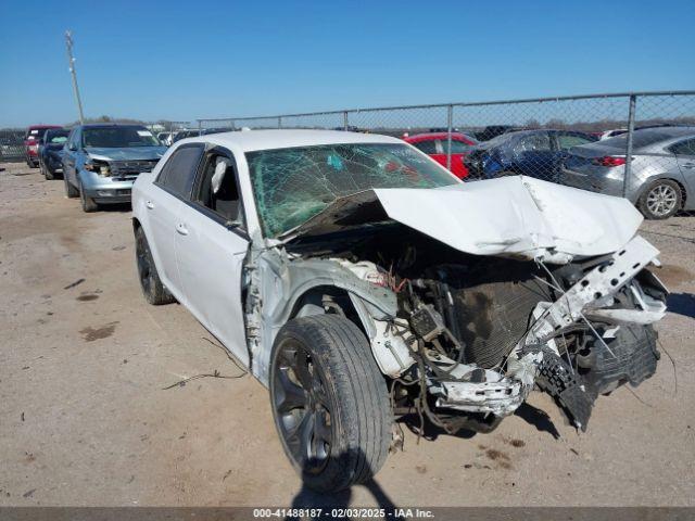  Salvage Chrysler 300