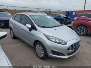  Salvage Ford Fiesta