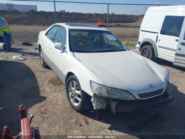  Salvage Lexus Es