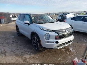  Salvage Mitsubishi Outlander