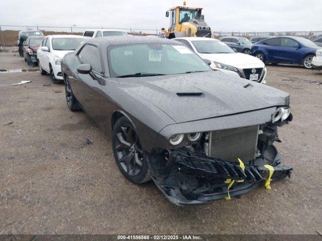  Salvage Dodge Challenger