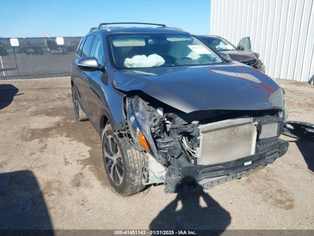  Salvage Kia Sorento