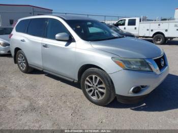  Salvage Nissan Pathfinder