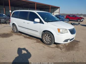  Salvage Chrysler Town & Country