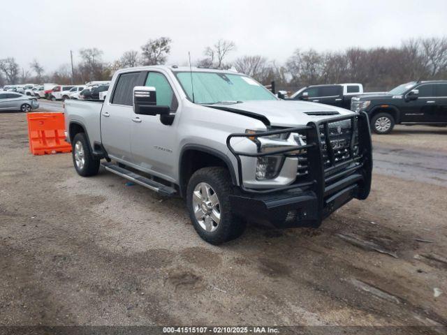  Salvage Chevrolet Silverado 2500