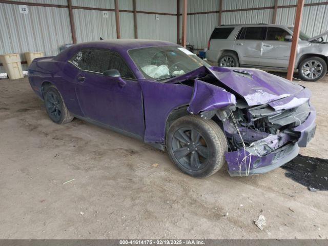  Salvage Dodge Challenger