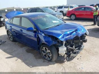  Salvage Kia Forte