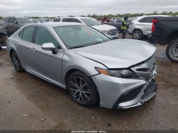  Salvage Toyota Camry