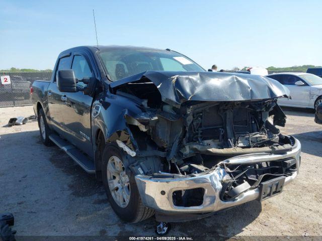  Salvage Nissan Titan