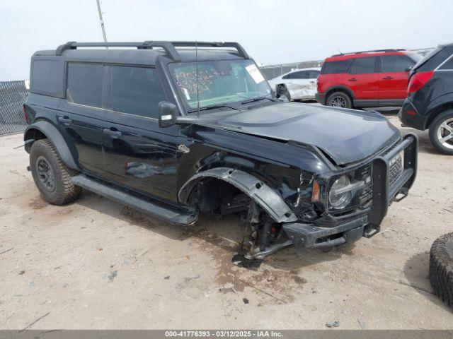  Salvage Ford Bronco