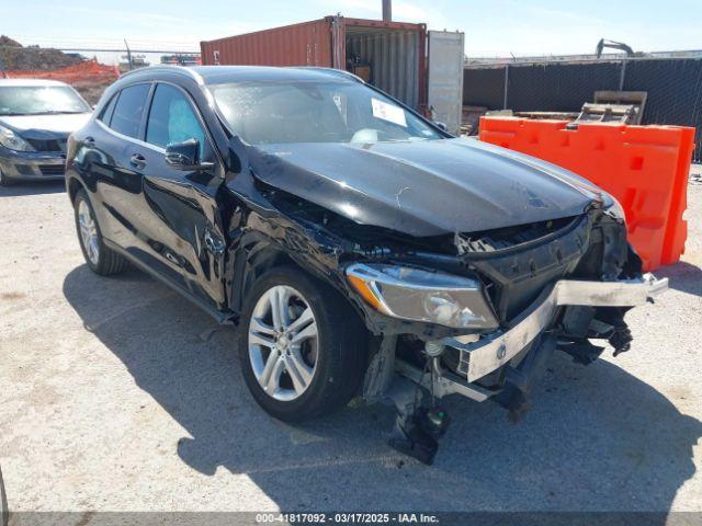  Salvage Mercedes-Benz GLA