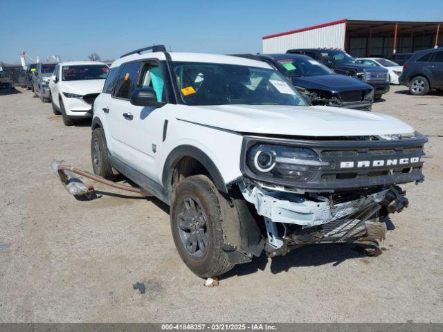  Salvage Ford Bronco