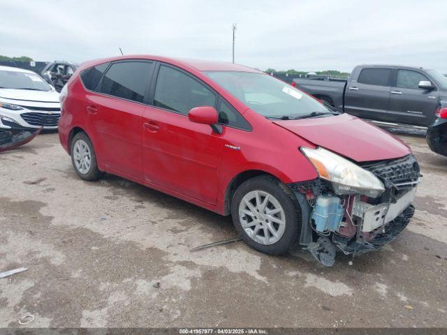  Salvage Toyota Prius v