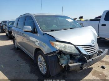  Salvage Toyota Sienna