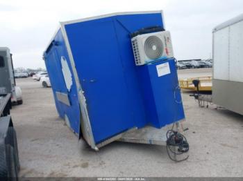  Salvage Remo Aztec Vemo Trailer