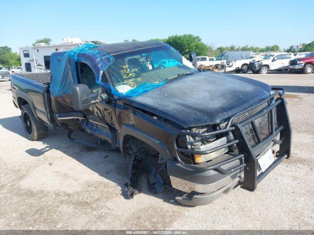  Salvage Chevrolet Silverado 2500