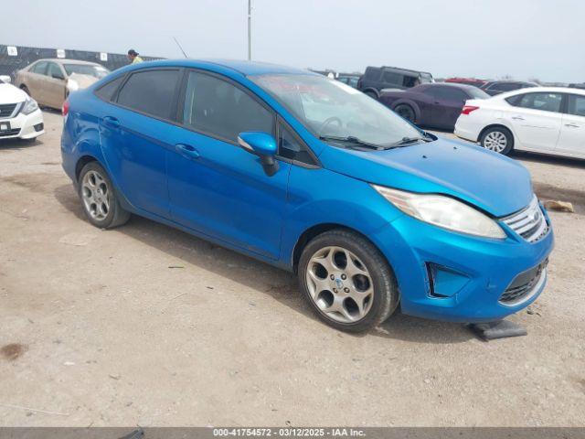  Salvage Ford Fiesta