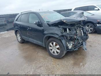  Salvage Kia Sorento