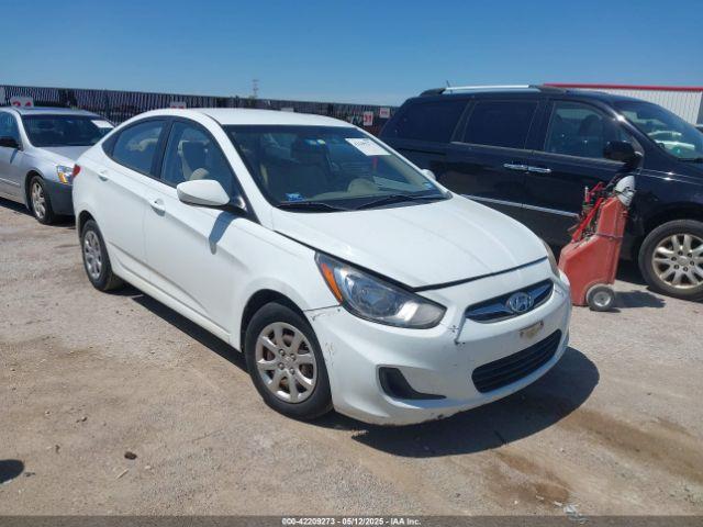  Salvage Hyundai ACCENT
