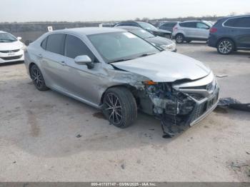  Salvage Toyota Camry