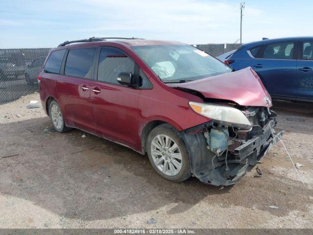  Salvage Toyota Sienna
