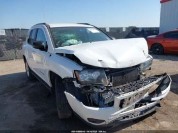  Salvage Jeep Compass