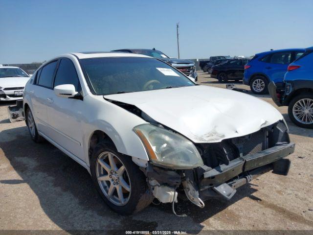  Salvage Nissan Maxima
