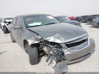  Salvage Chrysler 200