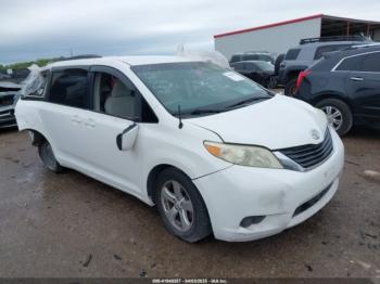  Salvage Toyota Sienna