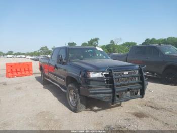  Salvage Chevrolet Silverado 2500